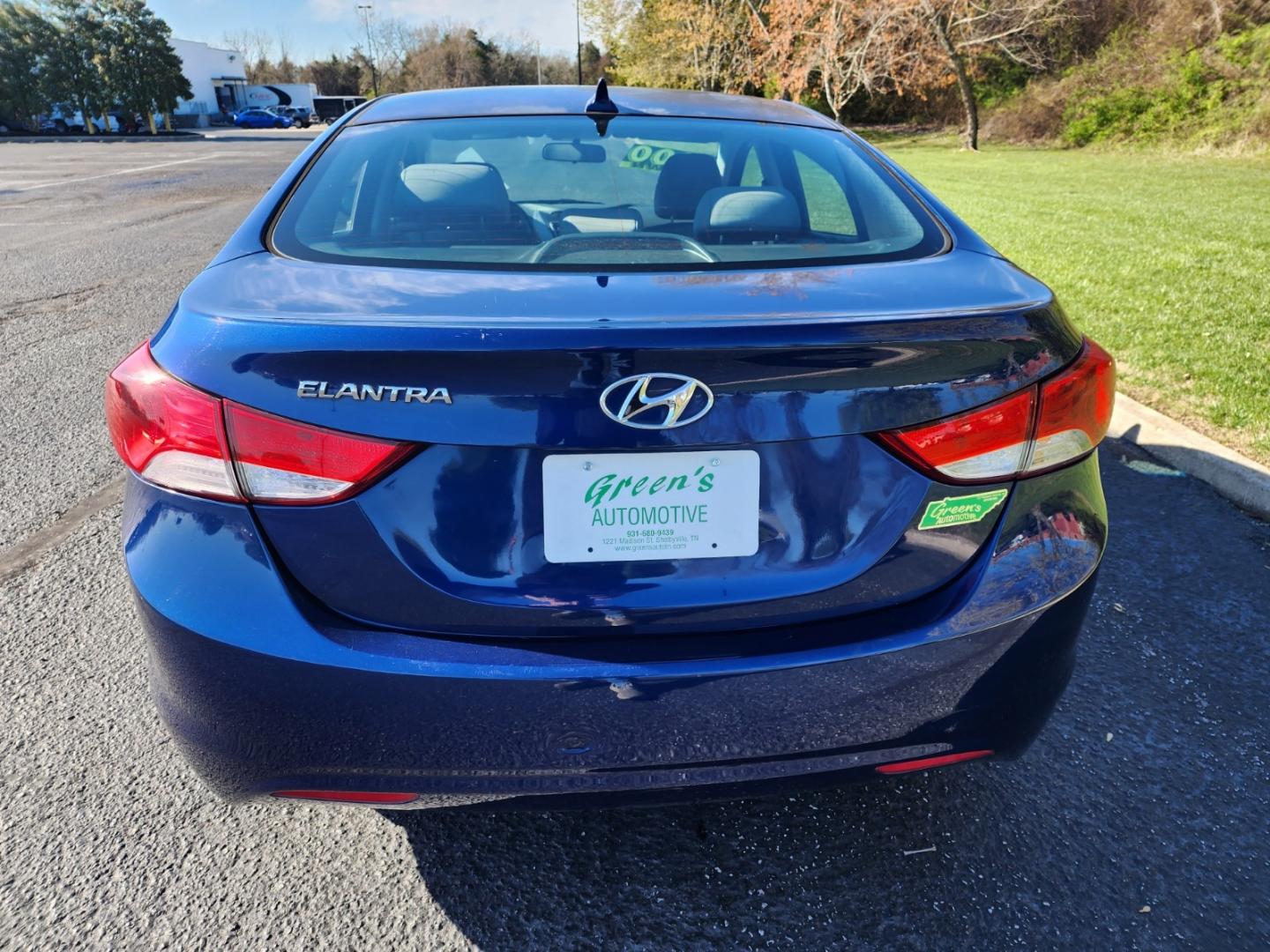 2013 Blue /Gray Hyundai Elantra GLS A/T (KMHDH4AE0DU) with an 1.8L L4 DOHC 16V engine, 6-Speed Automatic transmission, located at 1221 Madison St., Shelbyville, TN, 37160, (931) 680-9439, 0.000000, 0.000000 - Photo#2